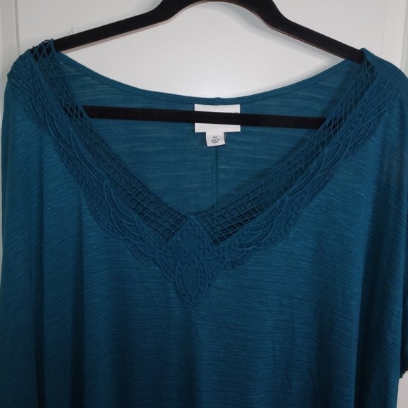 Ava & Viv Blouse with Lacing - Picture 3 of 5